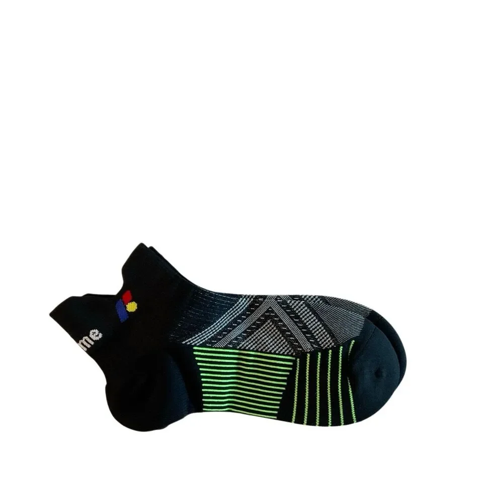 NWT Forme Arch Booster Sock- size M